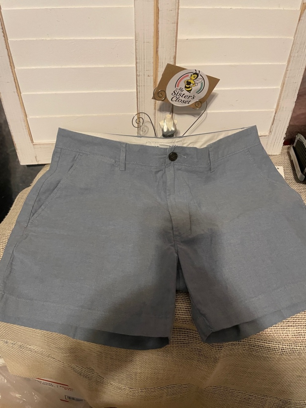 Amazon Essentials Light Slate Gray Men's Flat-Front Shorts
